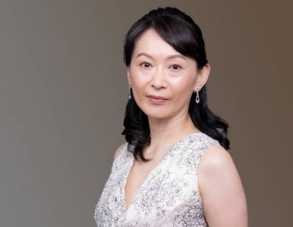 特別価格で至高の音色を。20歳のヴァイオリニスト吉本梨乃がストラディヴァリウスで奏でる「みのりの眼 年末大感謝 特別ニコニコ公演 吉本梨乃ヴァイオリンリサイタル」品川区立五反田文化センターホールにて12月6日(水)開催