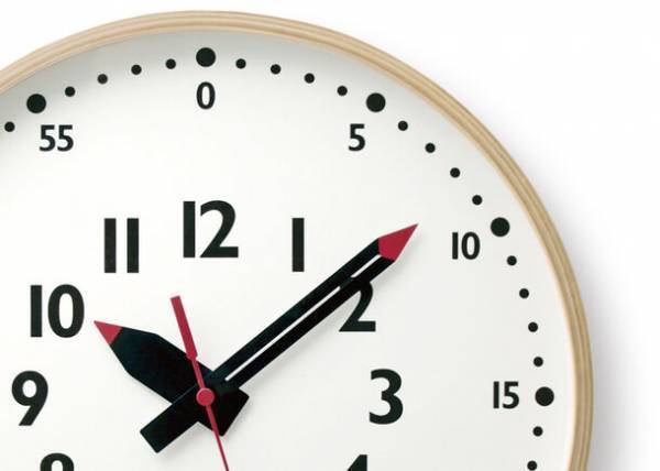 親子で過ごす時間が減少、忙しい朝も豊かになるアナログ時計　子供の自主性を伸ばす「ふんぷんくろっく」世界中で販売数10万個突破！