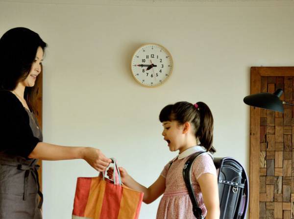 親子で過ごす時間が減少、忙しい朝も豊かになるアナログ時計　子供の自主性を伸ばす「ふんぷんくろっく」世界中で販売数10万個突破！