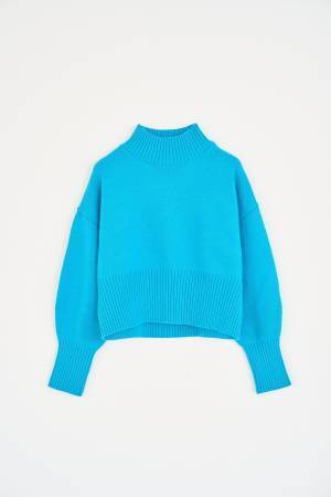 芳根京子が等身大のOL熱演！仕事に奮闘！カラフルニットで4変化　満開の笑顔に！動画公開。楽曲はいきものがかりが書きおろし！インタビュー・メイキングも！芳根流リフレッシュ法は「雑貨屋巡り」