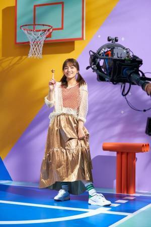 ファッション専門サイト「MOVE(ムーブ) by Qoo10」新TV-CM『感じるままに、着よう』篇　2023年10月17日(火)より全国でオンエア開始！