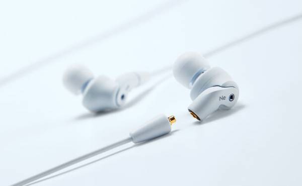 精密な描写力と重低音を誇るVOLTシリーズのハイグレードモデル　ハイレゾワイヤードイヤホン「HP-NHR41」を10月下旬より発売！