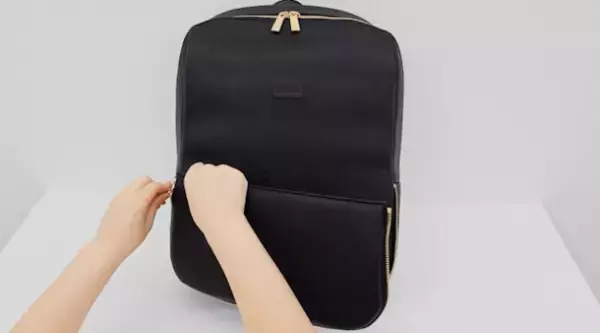 海外クラファンで目標金額4,500％超達成！保冷バッグ・スリムポーチ取り外し可能！最大32種にカスタマイズできる「きれいめ多機能バックパック」11/2発売！