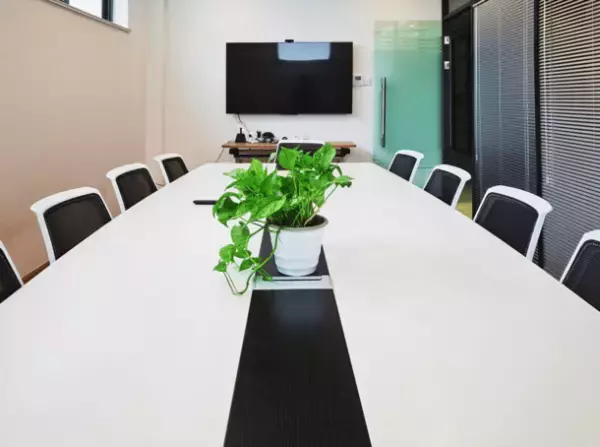 青山レナセルクリニック、上海市静安区政府の運営するインキュベーション施設に事務所を開設