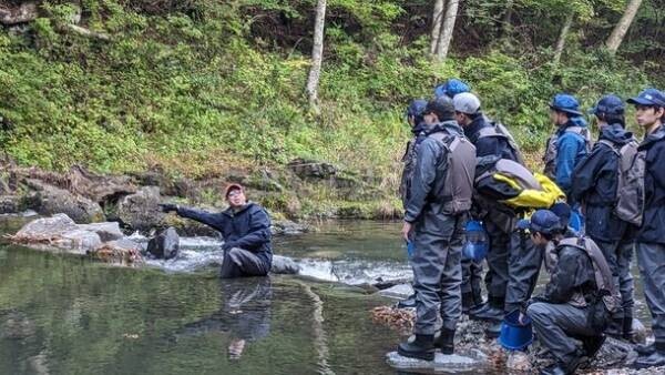 明電舎×グローブライド×群馬県上野村による自然体験を通じた体験型SDGs研修を実施