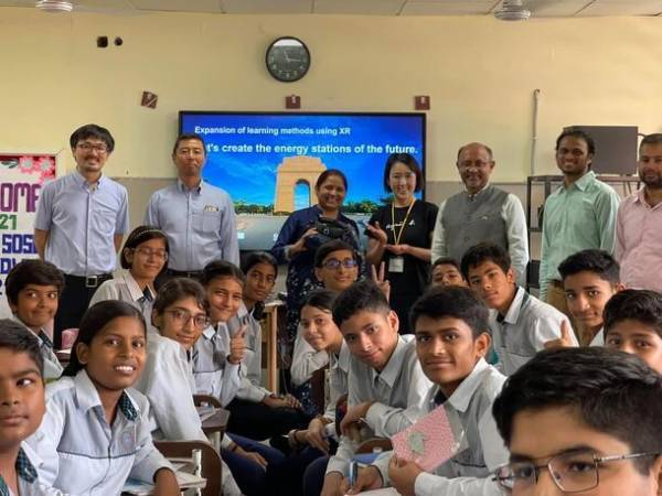 インドの学校2校でVRを活用した体験学習型のプログラムを実施　慶應義塾大学日印研究ラボ協力のもと実現