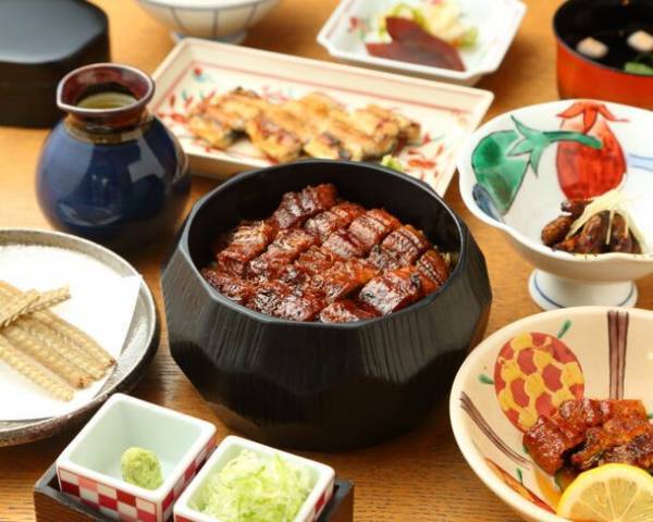 地上約30mの空中庭園に広がる11万球のイルミネーション「大名古屋クリスマスイルミネーション」を11月8日より開催