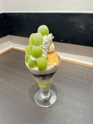 驚きの11層仕立て！究極の『シャインマスカットプリンパフェ』が倉敷美観地区のご当地プリン専門店「倉敷プリン」にて販売開始