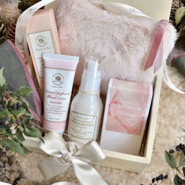 ＜毎年完売＞ボーテ デュ サエの香り豊かなコフレが今年も登場！11月1日「お出かけクリスマスコフレ」数量限定で販売開始。