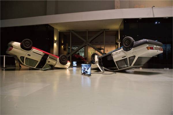 沖縄県内初の大規模個展開催！YUKEN TERUYA OKINAWA HEAVY POP　照屋勇賢　オキナワ・ヘヴィー・ポップ