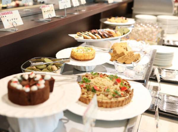 ローストビーフ食べ放題！京都山科 ホテル山楽が12月31日より「年末年始スペシャルファミリーバイキング」開催