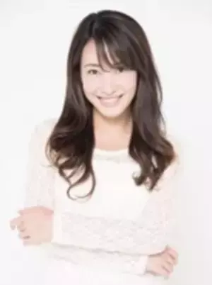 「たまアリ△タウン けやきひろばイルミネーション2023-24」　11月11日にYouTuberピアニストのよみぃさんを迎え点灯セレモニーとライブパフォーマンスを実施！