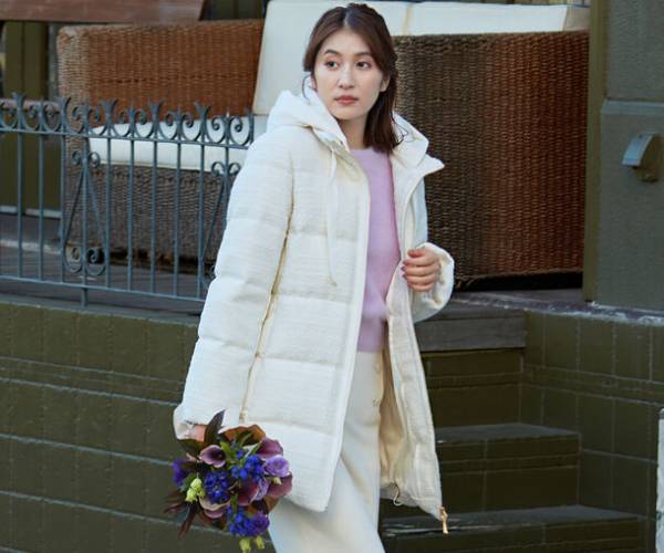 人気モデル「有末麻祐子」が着こなす『ANAYI(アナイ)』2023秋冬アウター特集を公開！