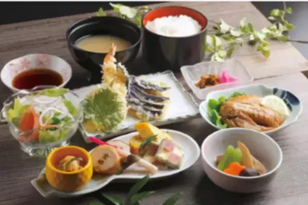 【北海道　道の駅阿寒丹頂の里】自社栽培のじゃがいもを使用した新商品「じゃがころバーガー」販売開始！