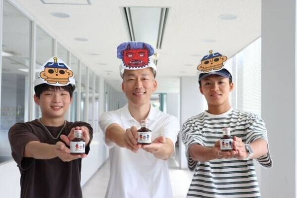 四天王寺大学 学生が企業とタイアップオリジナルクラフトコーラを制作・販売！