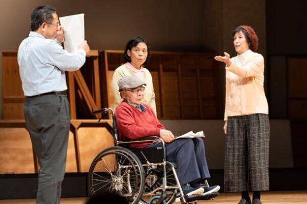 岡山芸術創造劇場 ハレノワ 開館事業として、岡山・三重にて「老い」が楽しみになる演劇作品を2024年3月に上演
