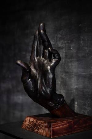 超名品！高村光雲の息子であり、智恵子抄で有名な“高村光太郎”代表作「手」を11月23日～30日の1週間限定で展示販売