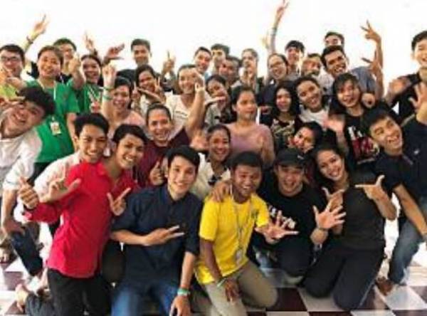 現役ダンサーのレッスンに孤児院の子供たちの目が輝く！カンボジアへのボランティア訪問を再開