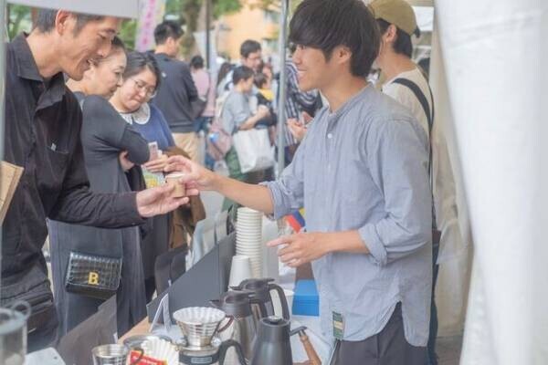 11月24日～26日　神奈川最大級のコーヒー飲み比べイベント『YOKOHAMA COFFEE FESTIVAL 2023』が初の単独開催！　～横浜ハンマーヘッド 1F CIQホール～