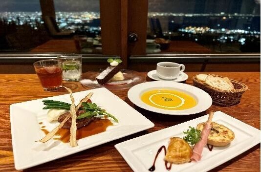 【絶景】【六甲山】【六甲ガーデンテラス】今年のクリスマス・お正月は標高880mで過ごしませんか？