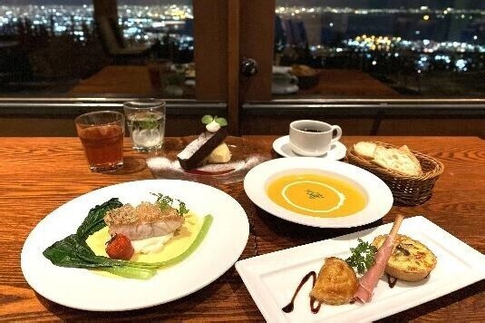 【絶景】【六甲山】【六甲ガーデンテラス】今年のクリスマス・お正月は標高880mで過ごしませんか？