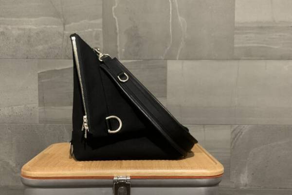 デルタコレクションよりその日の気分、目的によってデザインが楽しめるバッグ3サイズを11月20日よりオンラインストアにて販売開始