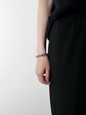 ユニセックスジュエリーブランド「Steelgenic」ホリデーシーズン期間中にオンラインストア限定イベントを開催！