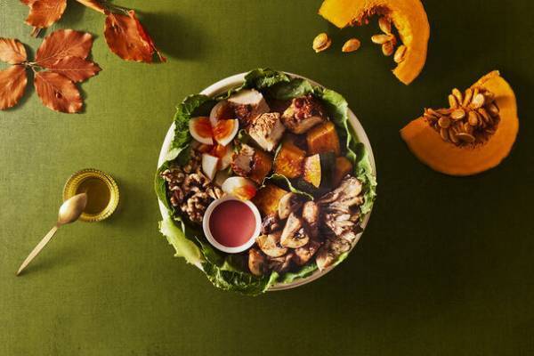 CRISP SALAD WORKSと初コラボ！“カリフォルニア産くるみフェア”を11月16日(木)より開催