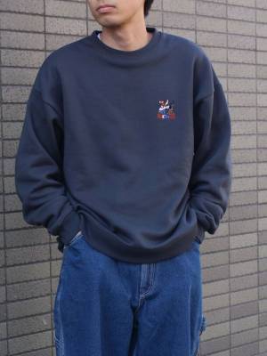 Quashの人気キャラクターMojashがサンタクロースに変身！スウェットとソックスのセットがホリデーコレクションとして期間限定で登場