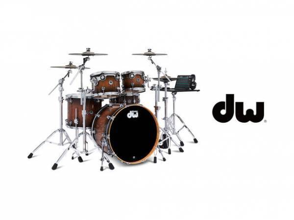 世界初、アコースティック・ドラム／電子ドラムどちらでも楽しめる「DW」ブランドのコンバーチブル・ドラムを発売
