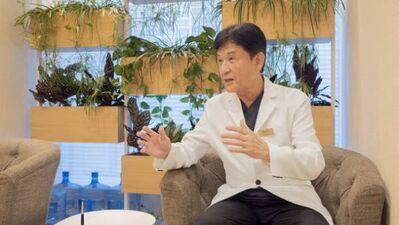 ひざの痛みクリニック・チーフドクター長谷川 良一のインタビュー記事を「人民日報海外版日本月刊」にて公開
