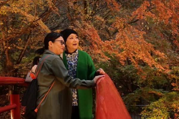 ＜開催報告＞ゆかりの文人墨客の随筆集『伊香保みやげ』を女優二人が読み、語る「伊香保石段街おもてなしリーディング2023」開催