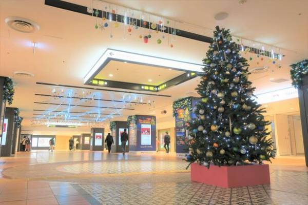 10,000名様に当たる、スマホ1台でラクラク参加！12月1日(金)から【ヤエチカ クリスマススマホ大抽選会】を開催！