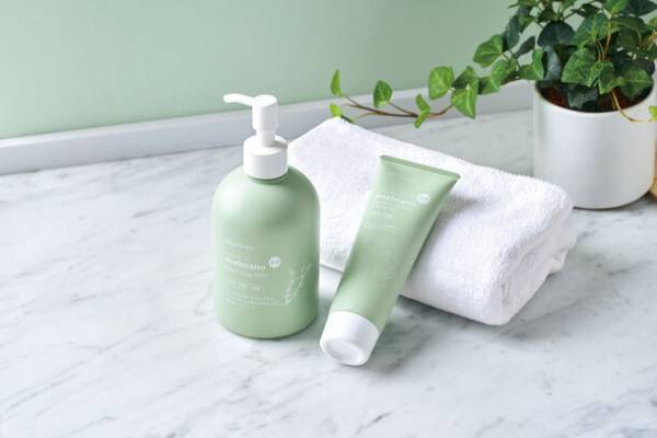 しっかり殺菌・消毒しながら肌あれを防いでキレイな手に　エネルマーノ　薬用ハンドソープ＆ハンドトリートメントクリーム 新発売