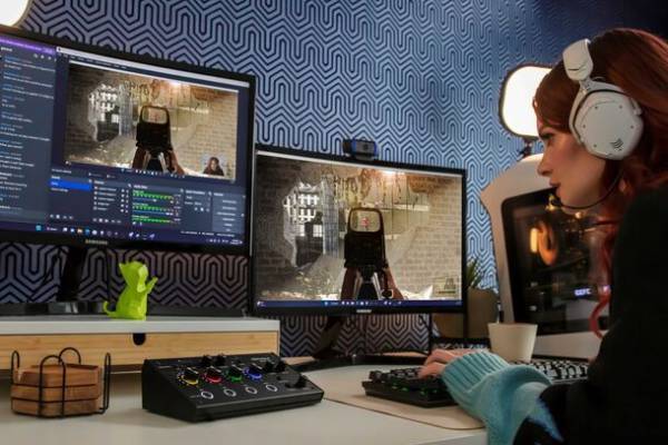 ゲーム配信向けオーディオミキサー「BRIDGE CAST」の新色「アイスホワイト」が登場