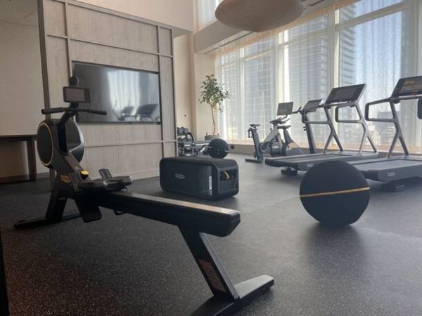 ホテル虎ノ門ヒルズ 期間限定ジムにTECHNOGYM HOME WELLNESS ソリューション導入