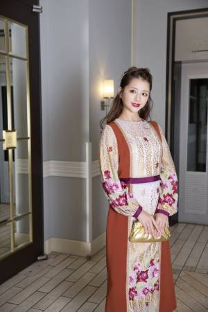 女優・綺咲愛里がADELLYのスペシャルアンバサダーに就任　大阪高島屋にPOP UP SHOPオープン＆プレゼントイベント開催