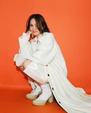 女優・臼田あさ美さんを起用したカプセルコレクションのスペシャルコンテンツをECCO公式サイトに公開！