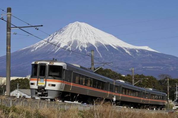 人気のミニミニ方向幕から「211系5000番台」が、ミニミニヘッドマークからは「373系」が発売！