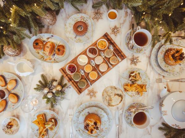 ドバイの他モルディブやロンドンにも展開する各ジュメイラ・ホテルでクリスマスから新年にかけて“ジュメイラ”的フェスティブ体験を提供