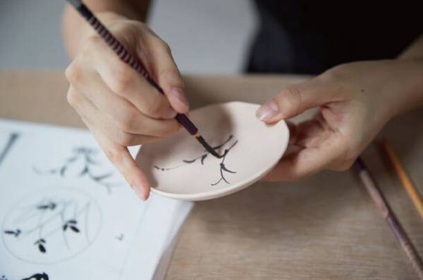 株式会社ツーリストアイチが提供するミシュラングリーンガイド2つ星『幸兵衛窯』　「新たな“やきもの”体験ツアー」を開催