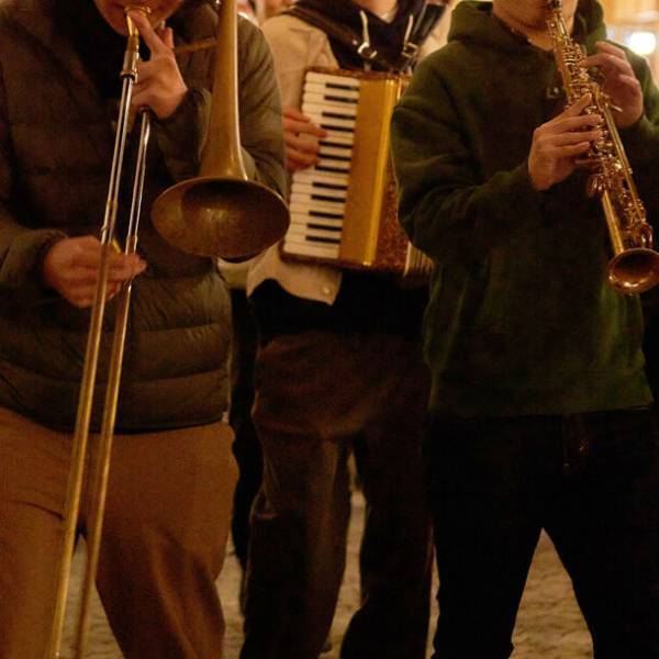 12月8日(金)から3日間開催「目黒街角Heart＆Artクリスマス」　サンタさんとの写真撮影や生演奏を実施するクリスマスマーケット