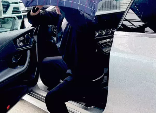 大好評 ＜第5弾＞ 累計4,000人以上に支援された傘カバーの新作「CARBON ビヨーンdo傘カバー」12月16日(土)までCAMPFIREにて先行販売を実施