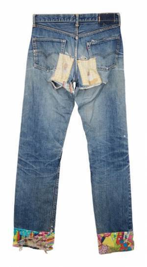 ニルヴァーナ最後の公演でカート・コバーンが使用した伝説的な「スカイスタングI」ギターが日本人実業家により158万7,500ドル(約2億4千万円)で落札！