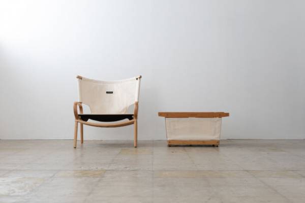 プロダクトデザイナーによるブランド「LIFEWORKPRODUCTS」のチェア＆シェルフコンテナに新色「オーク×アイボリー」を追加