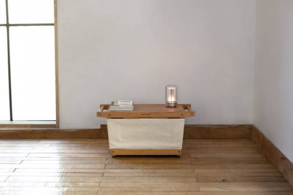 プロダクトデザイナーによるブランド「LIFEWORKPRODUCTS」のチェア＆シェルフコンテナに新色「オーク×アイボリー」を追加