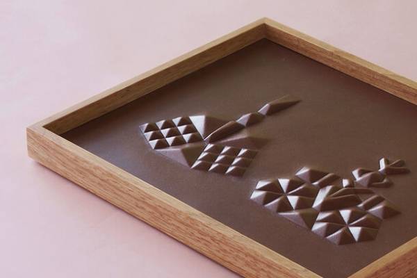 現代のインテリアに馴染む、省スペースな節句飾り　厚みわずか21mmの「本革でつくった鯉のぼりとひな人形」クラウドファンディング開始