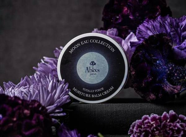 月の満ち欠けカレンダー「ミチル」シリーズのクリスマスギフトセットを12月22日(金)まで販売中！