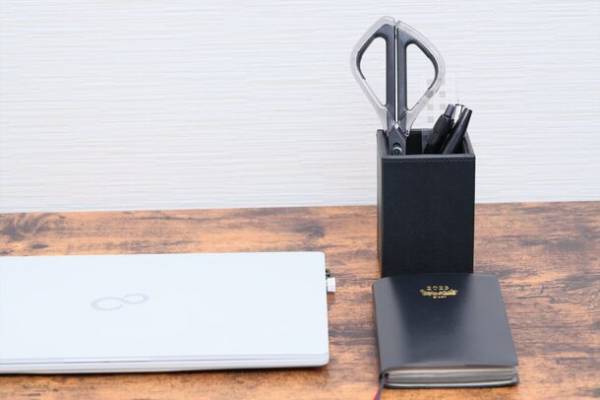 近未来のデザインで心くすぐる！ダンボール開梱も楽々！刃物の町関市の職人が本気で作ったスマートハサミ『SEKI-TEX』を12月19日から先行販売開始