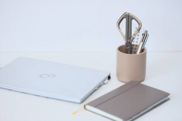 近未来のデザインで心くすぐる！ダンボール開梱も楽々！刃物の町関市の職人が本気で作ったスマートハサミ『SEKI-TEX』を12月19日から先行販売開始